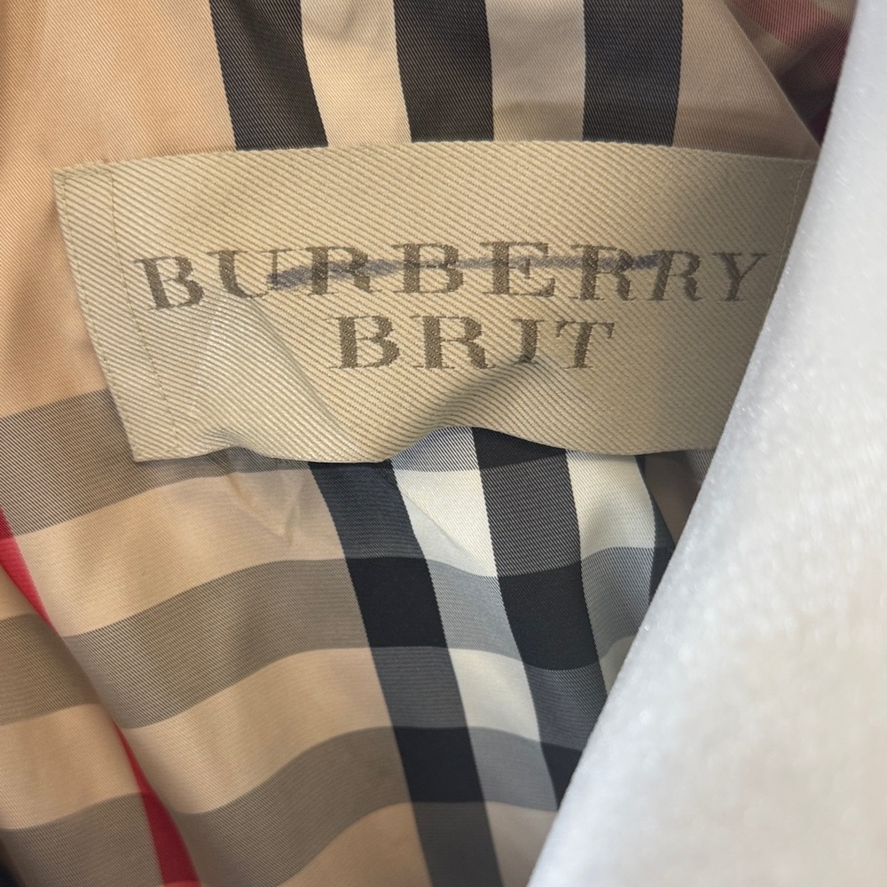 Burberry Down Puffer Jacket with Belt - Picture 4 of 14